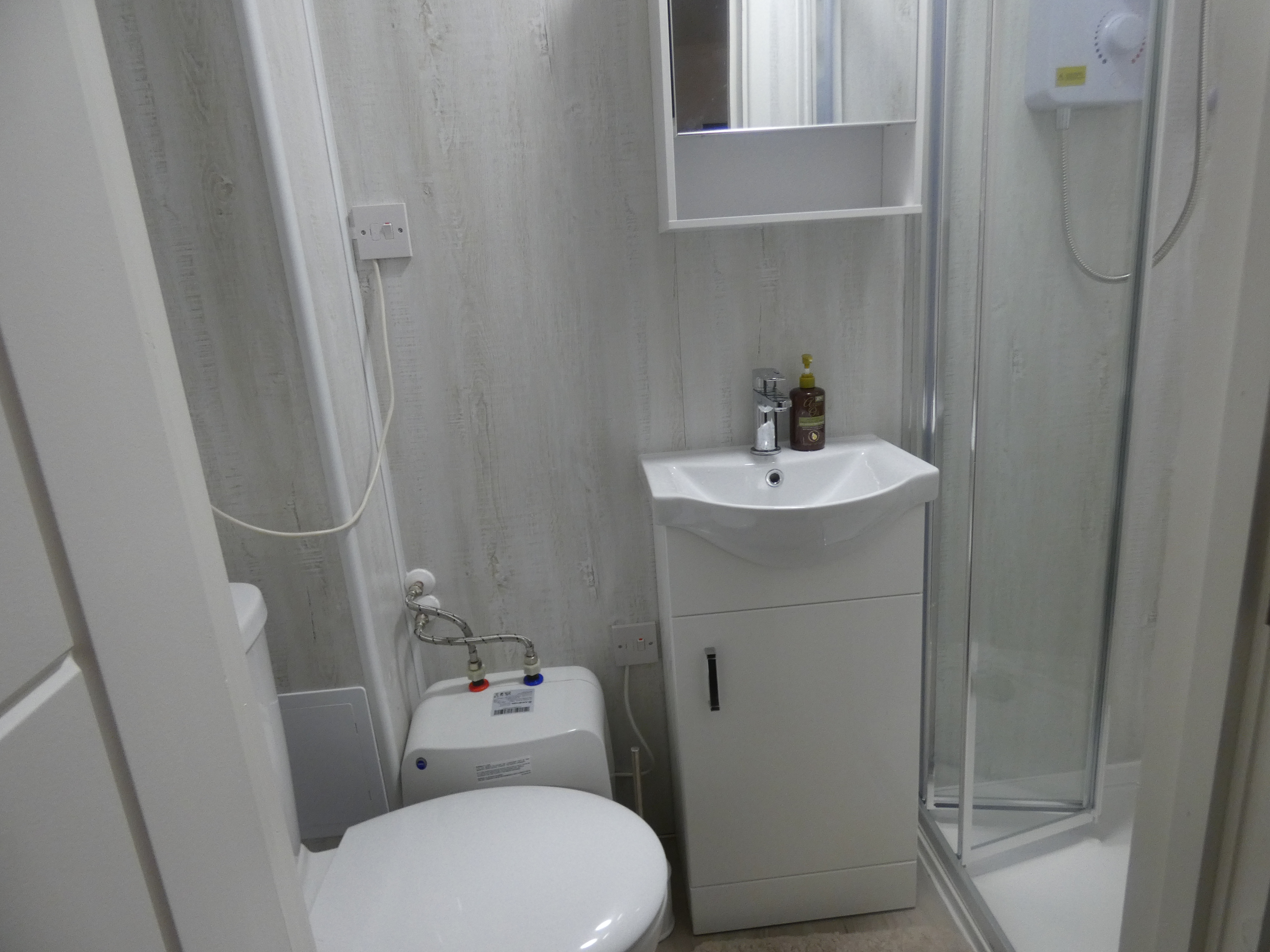 1 bedroom in a house share to rent