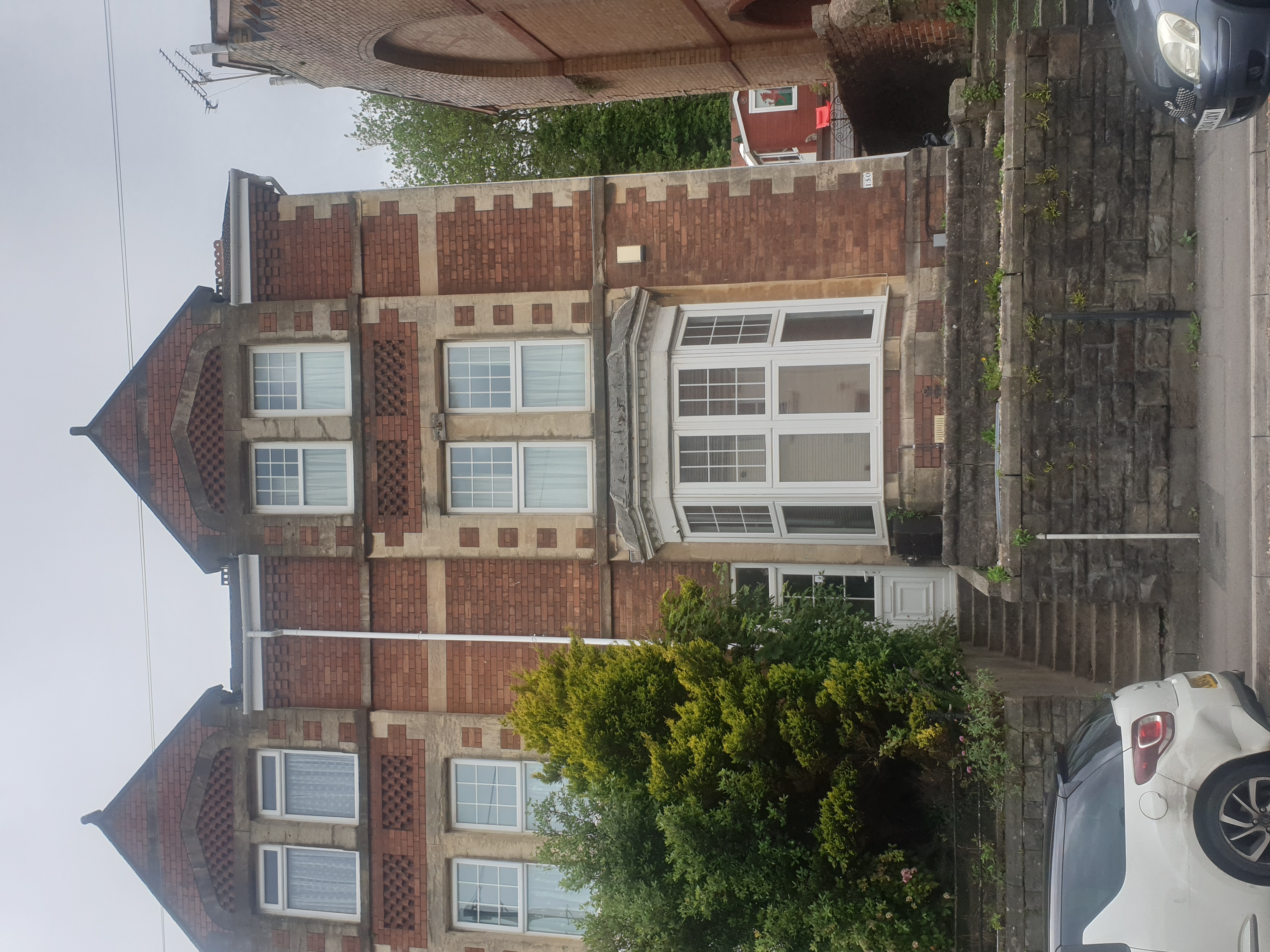 2 bedroom flat share to rent