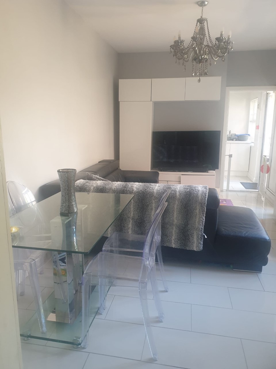 2 bedroom flat share to rent