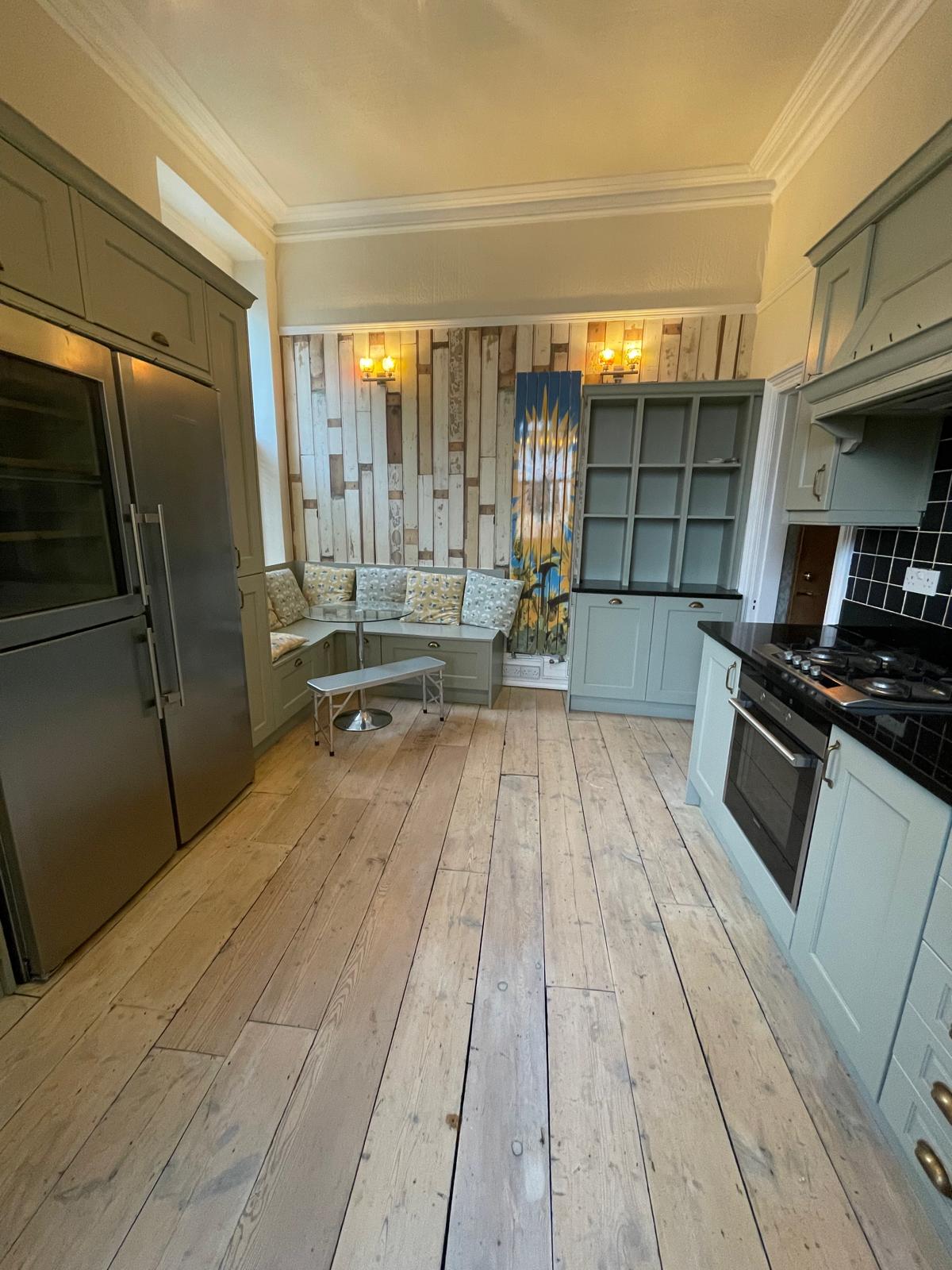 2 bedroom house share to rent