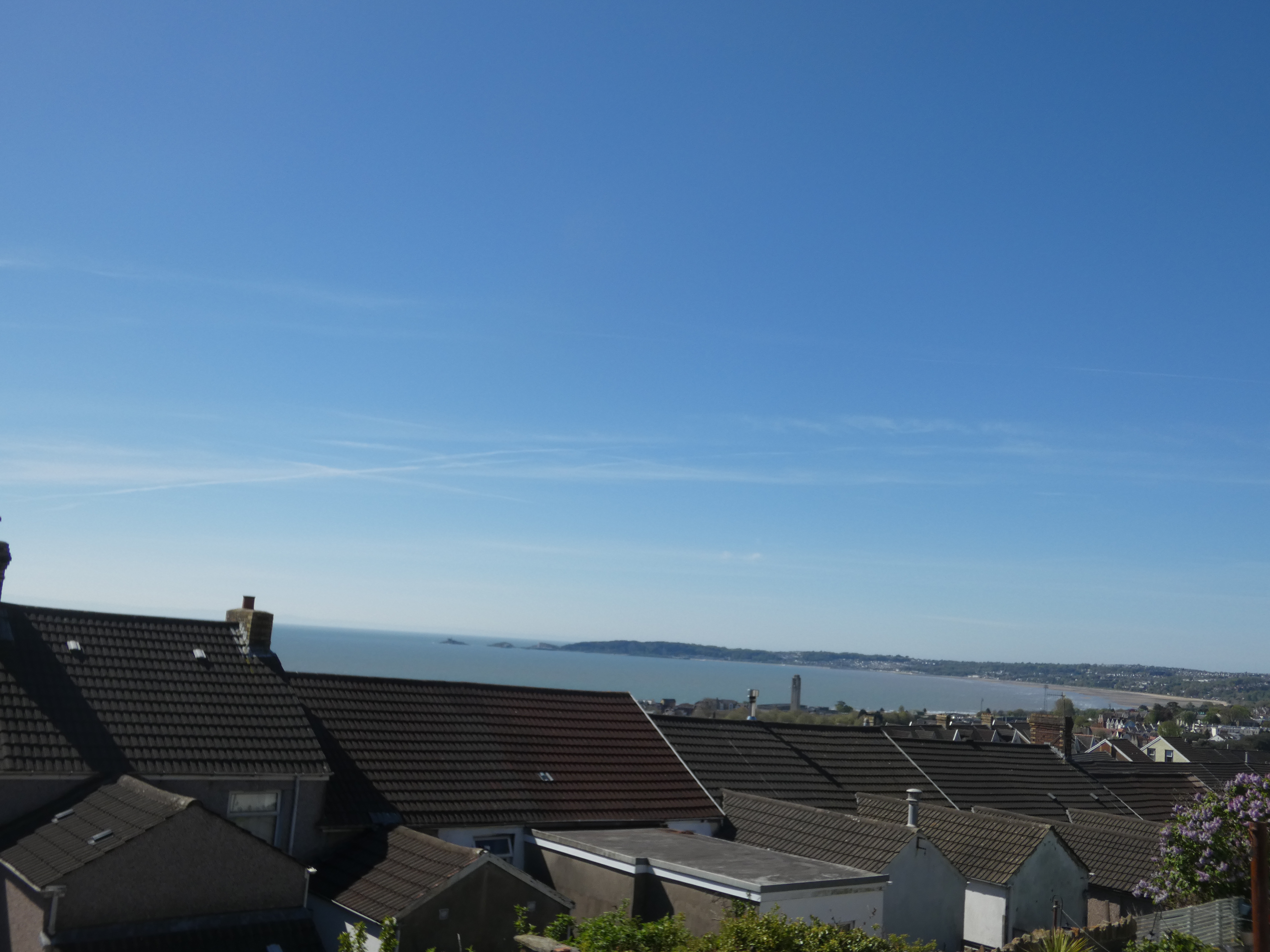 3 bedroom end of terrace house to rent
