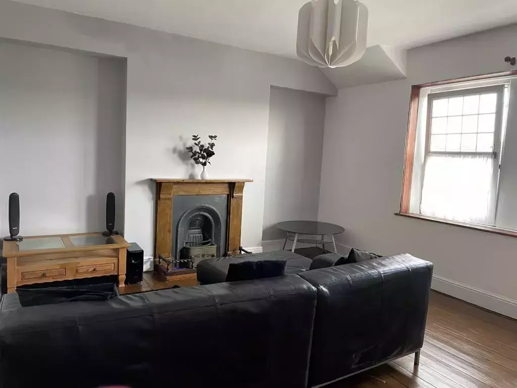 3 Bedroom House in Multiple Occupation