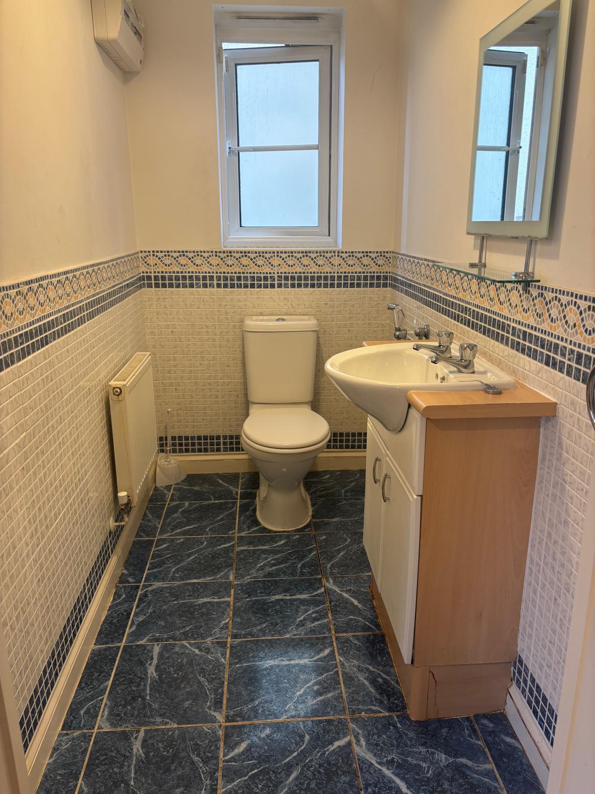4 bedroom 2 bathroom