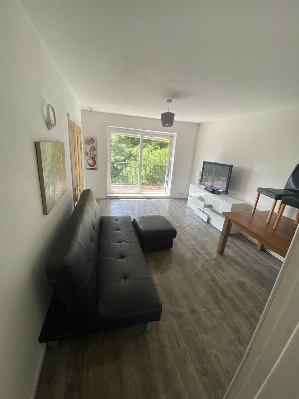 4 bedroom flat share