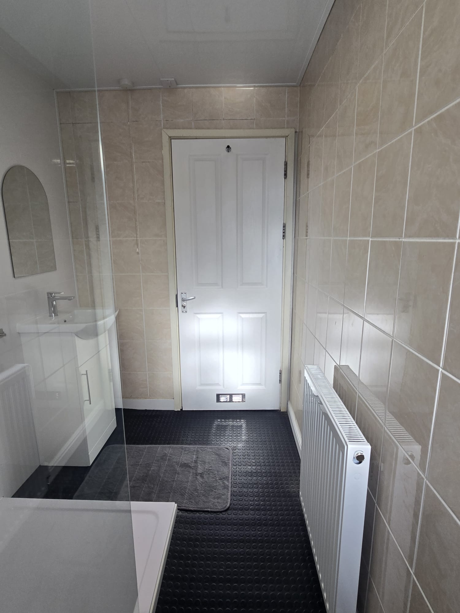6 Rooms available for to let at Kilvey Terrace, St Thomas, Swansea, SA1 8BA (HMO)