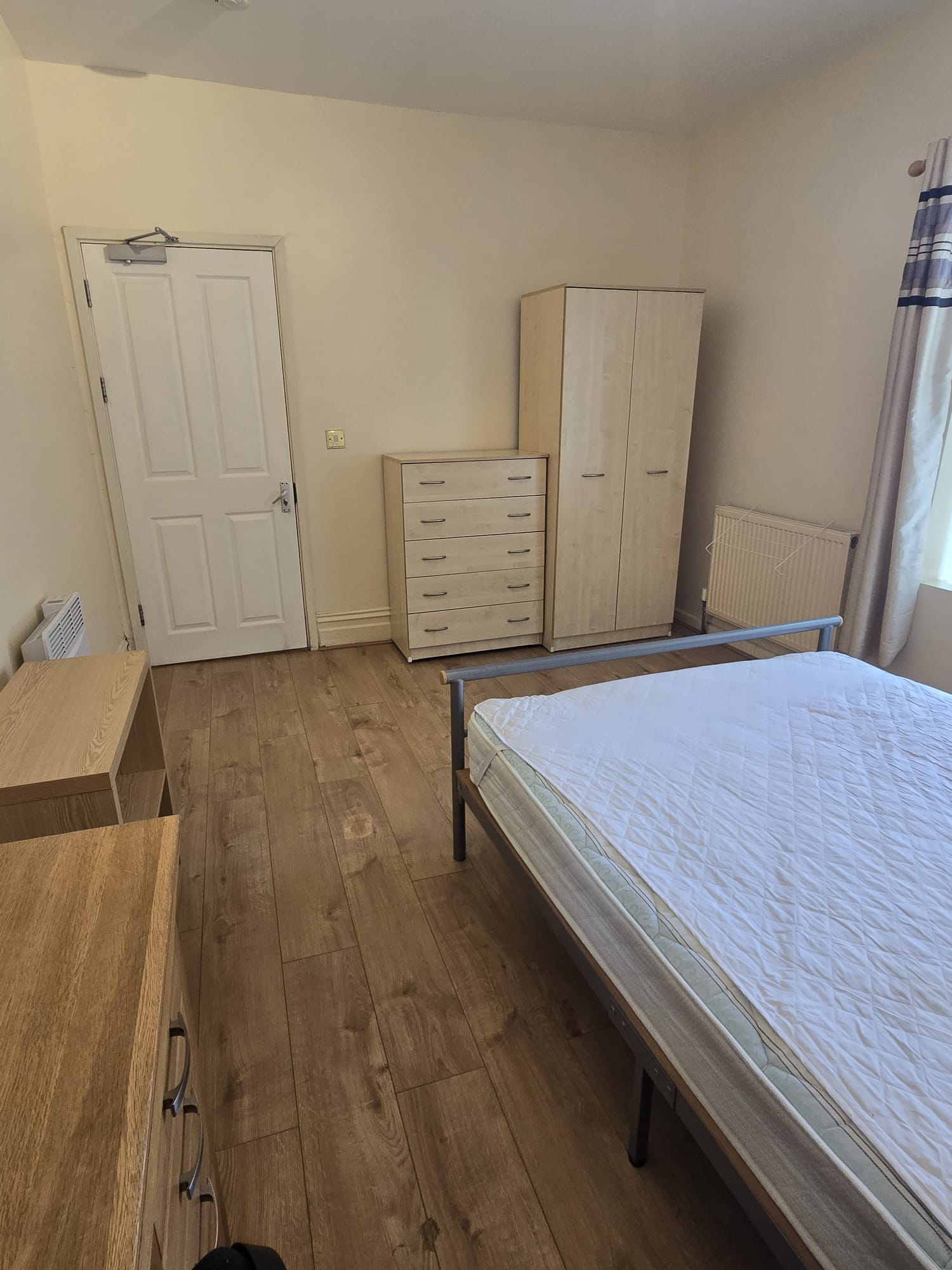 6 Rooms available for to let at Kilvey Terrace, St Thomas, Swansea, SA1 8BA (HMO)