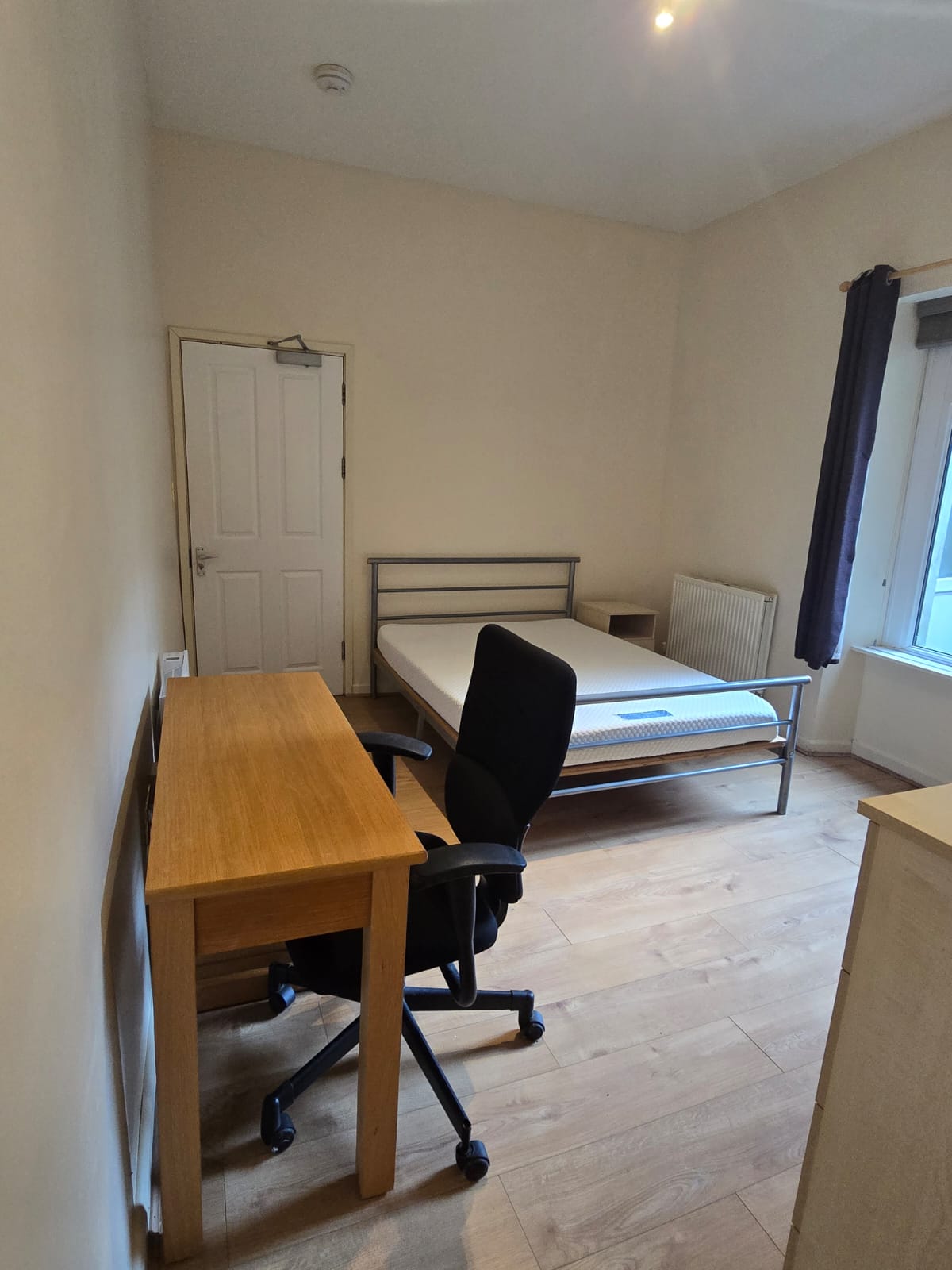 6 Rooms available for to let at Kilvey Terrace, St Thomas, Swansea, SA1 8BA (HMO)