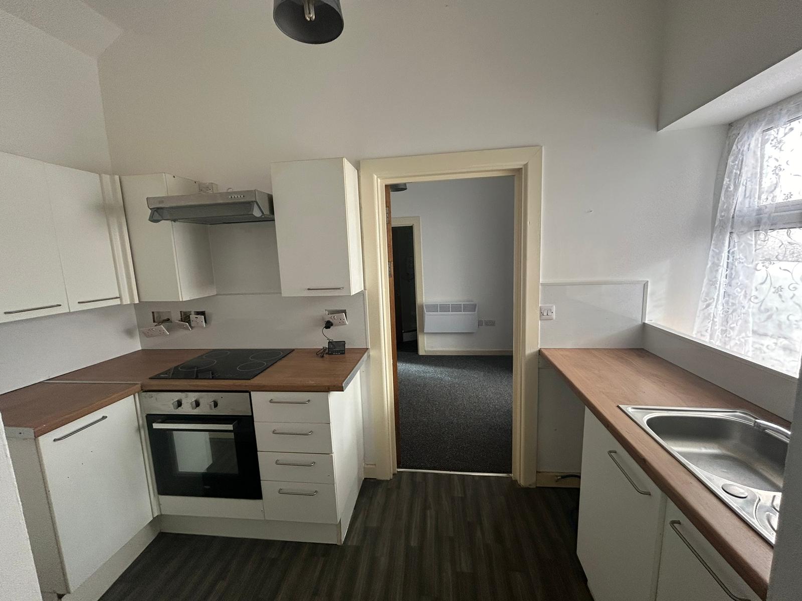 Freehold Mixed‑Use Building – Woodfield Street, Morriston, Swansea SA6 8BA