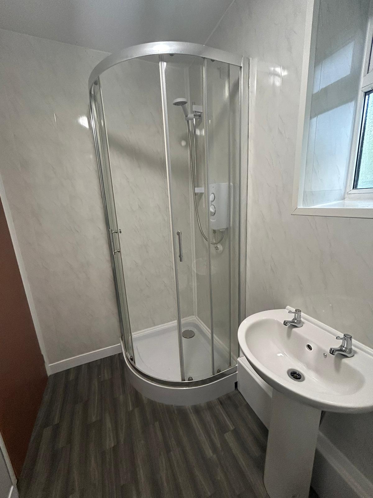 Freehold Mixed‑Use Building – Woodfield Street, Morriston, Swansea SA6 8BA