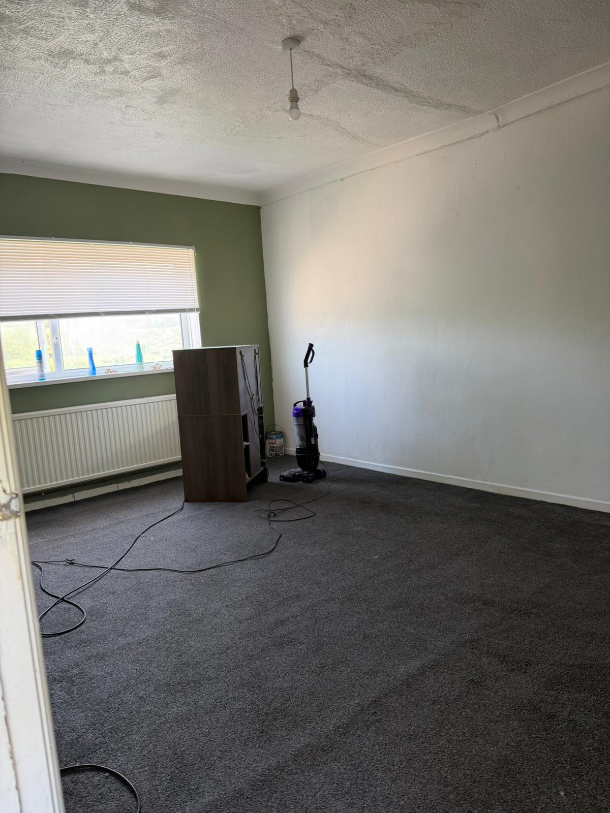 3 Bedroom House Swansea Road, Trebanos, Swansea, Neath Port Talbot, SA8 4BL