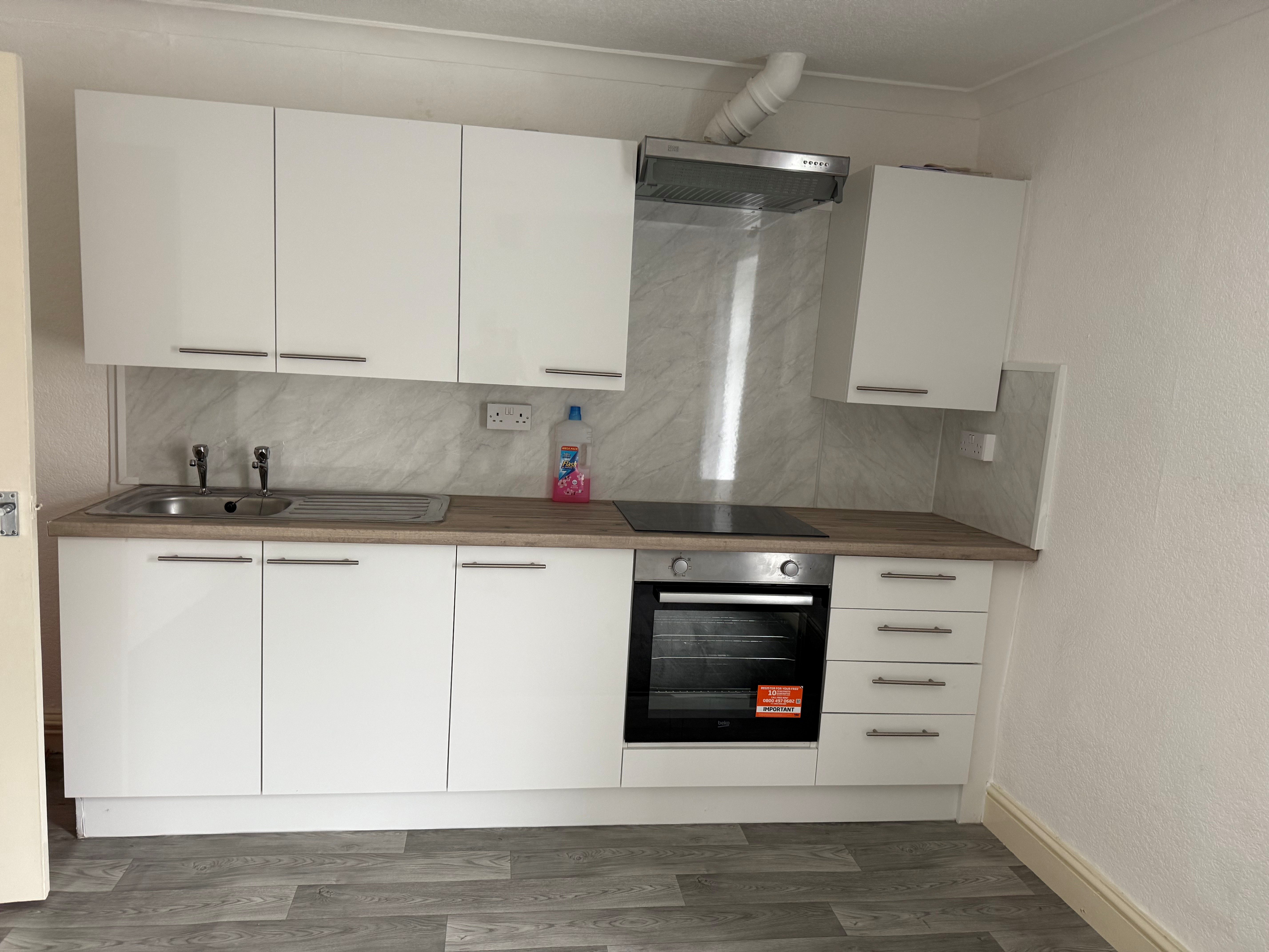 Stylish Two‑Bedroom Flat to Rent in Sandfields