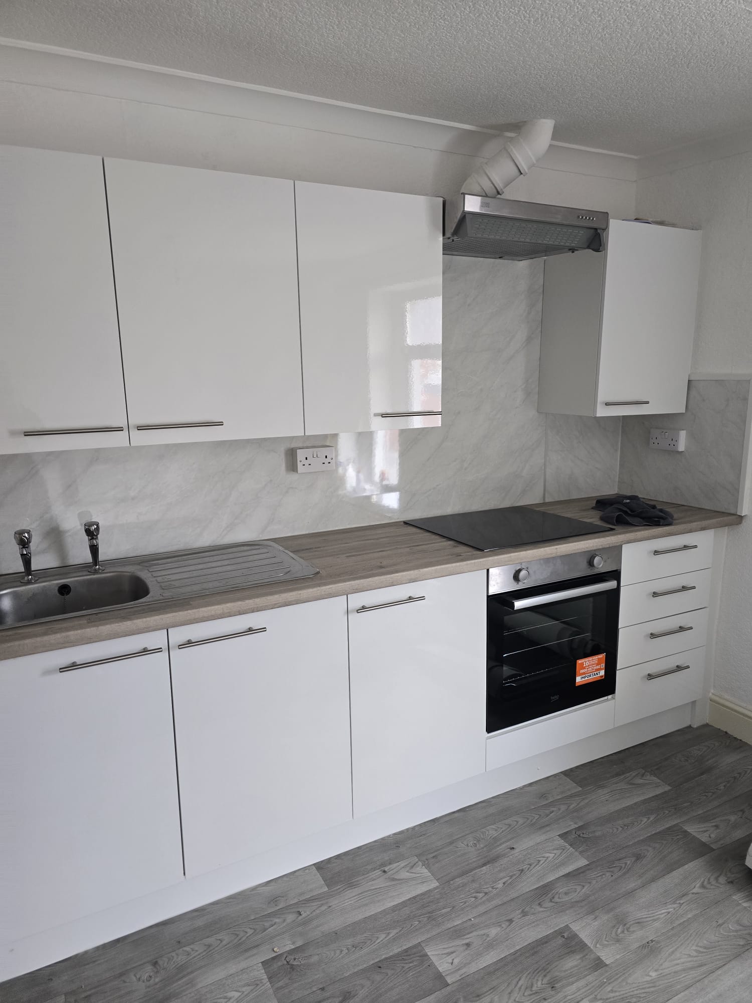 Stylish Two‑Bedroom Flat to Rent in Sandfields