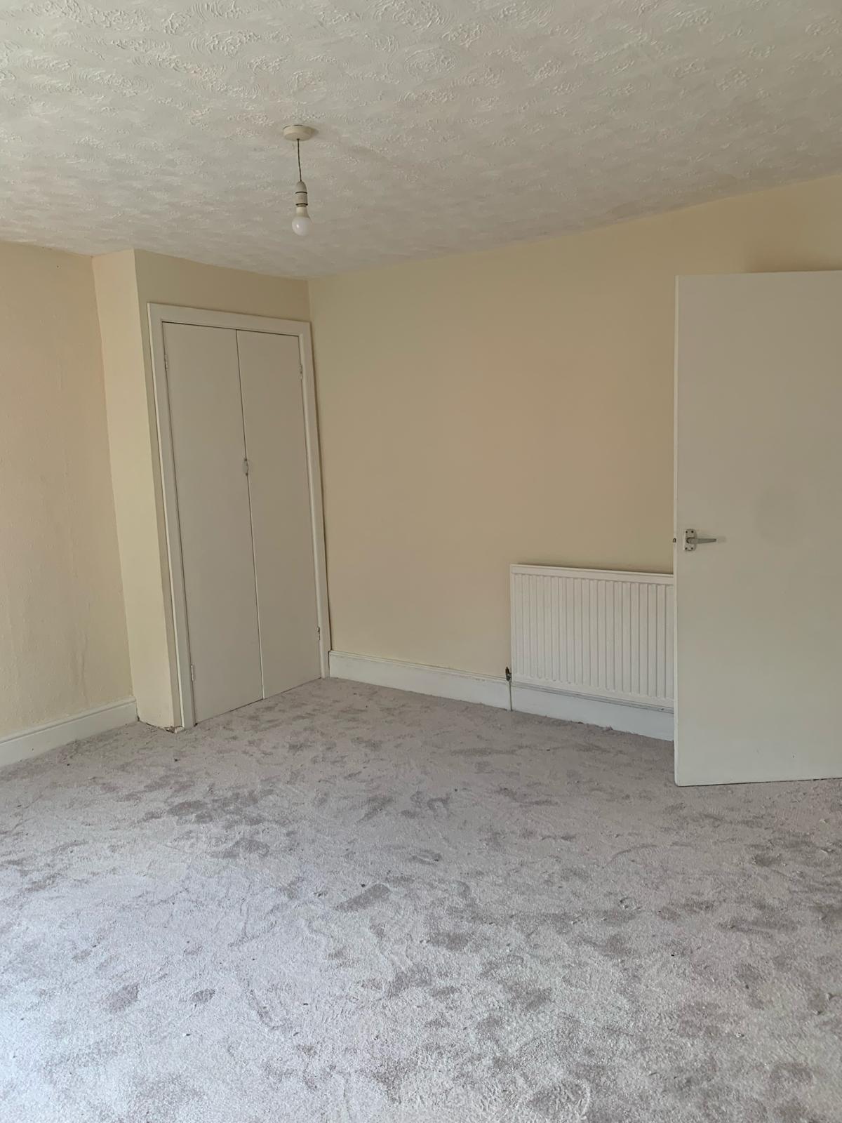 Well Presented 2 Bedroom Property For Sale