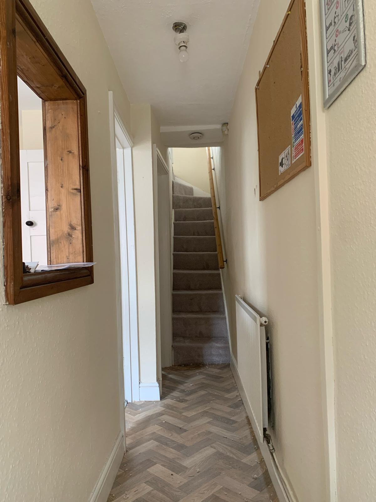 Well Presented 2 Bedroom Property For Sale