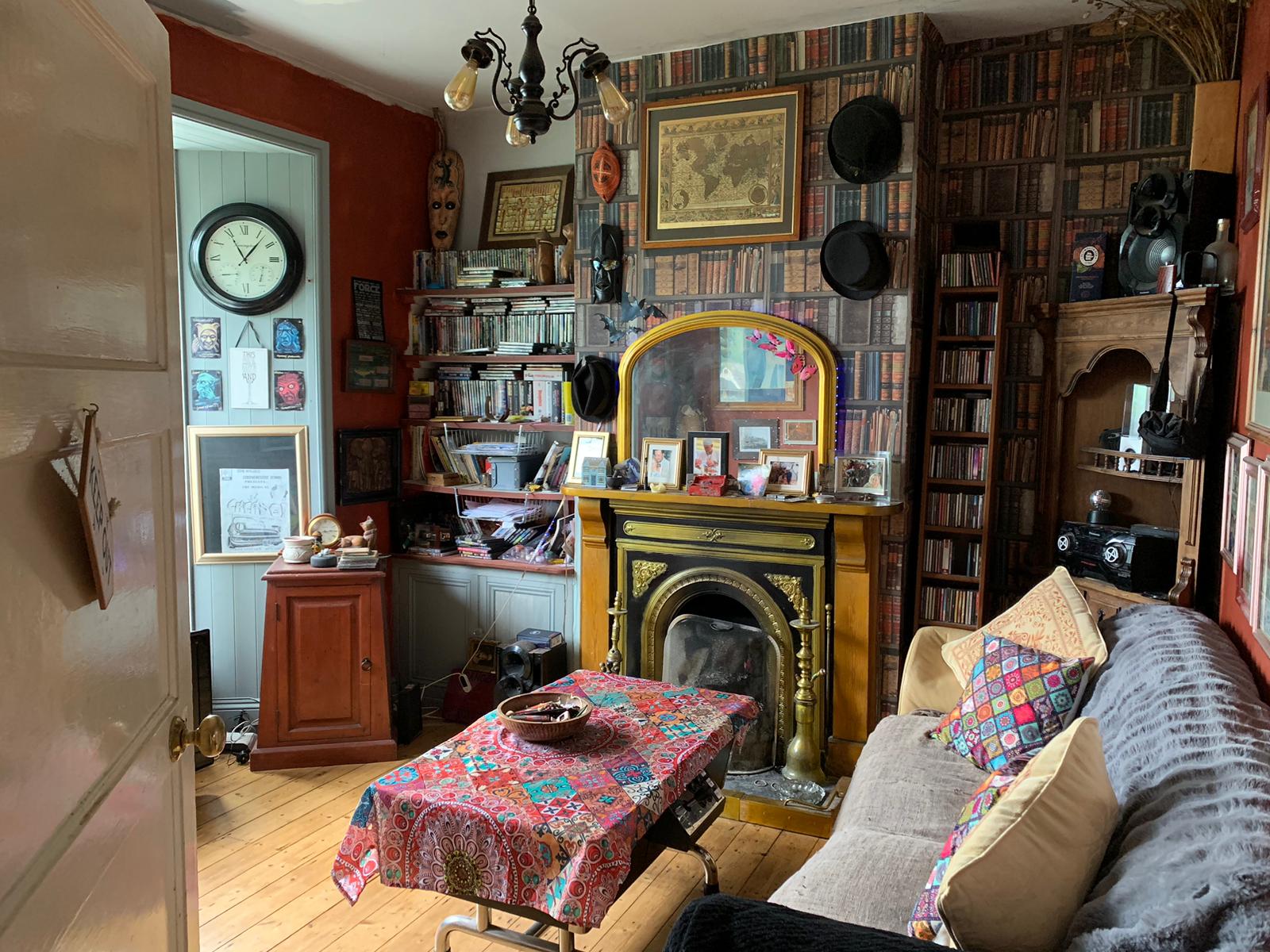 Spacious 2 Bedroom Terraced Property For Sale in Mount Pleasant