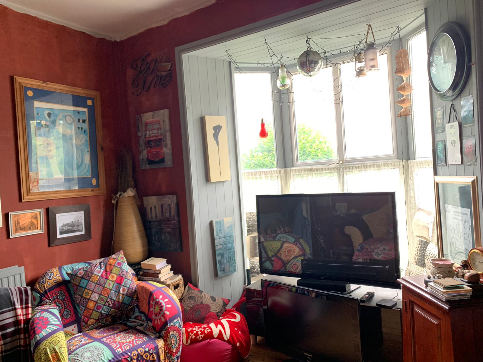 Spacious 2 Bedroom Terraced Property For Sale in Mount Pleasant