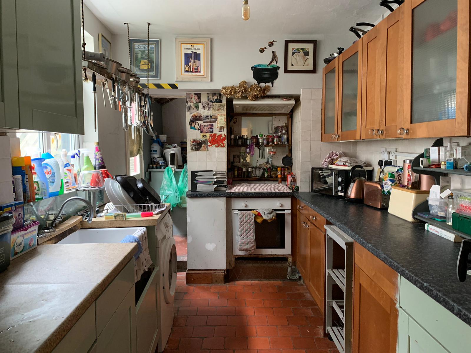 Spacious 2 Bedroom Terraced Property For Sale in Mount Pleasant